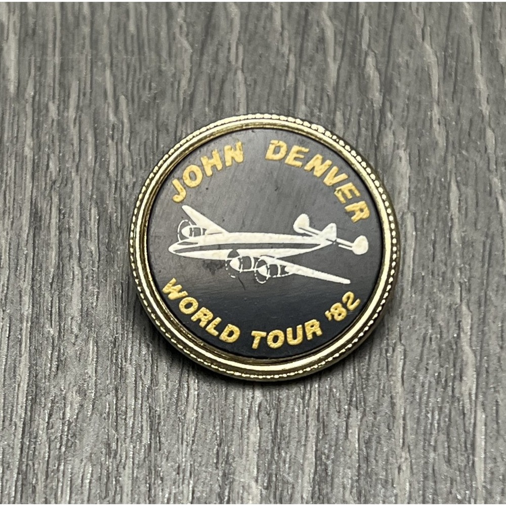 John Denver World Tour '82 Pin Button Badge Music Memorabilia Vintage